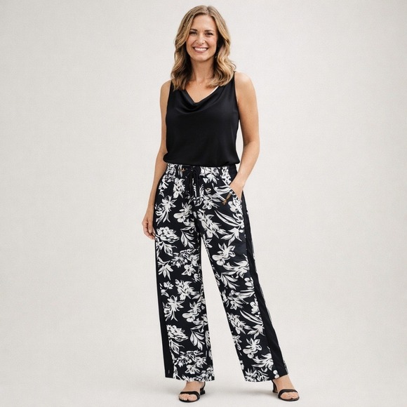 WHBM Women Wide Leg Pants ML Black White Floral Tropical Palazzo Resort Travel - Picture 1 of 6
